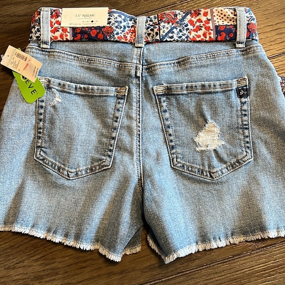 Nwt Maurices shorts high rise 0 - Picture 2 of 2